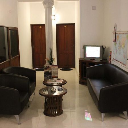 Globe Trotters Inn Kochi Bagian luar foto