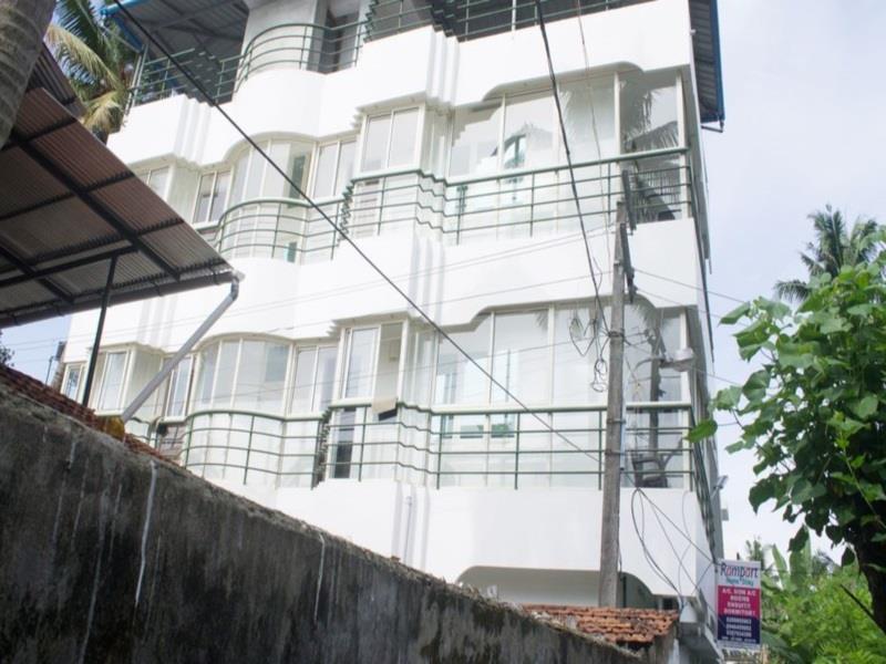 Globe Trotters Inn Kochi Bagian luar foto