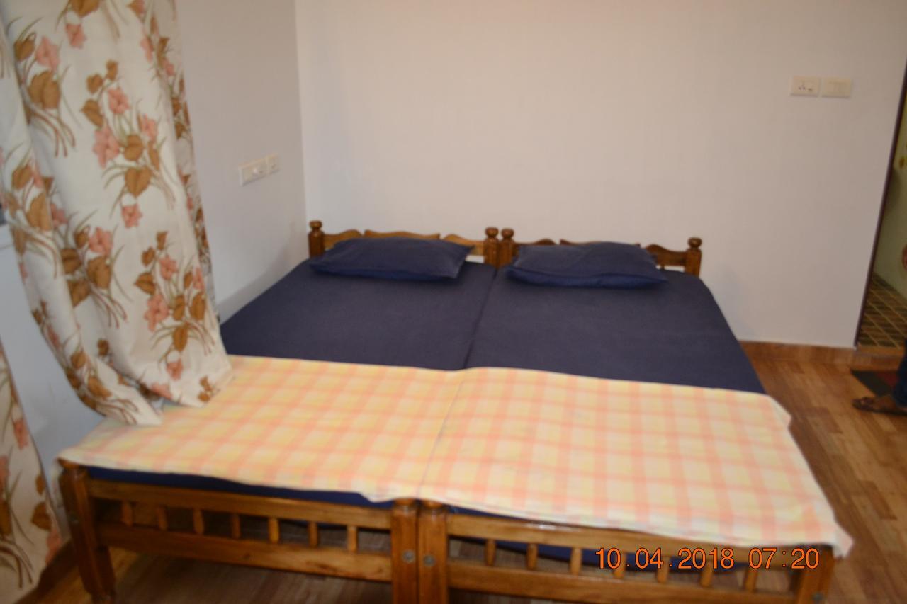 Globe Trotters Inn Kochi Bagian luar foto